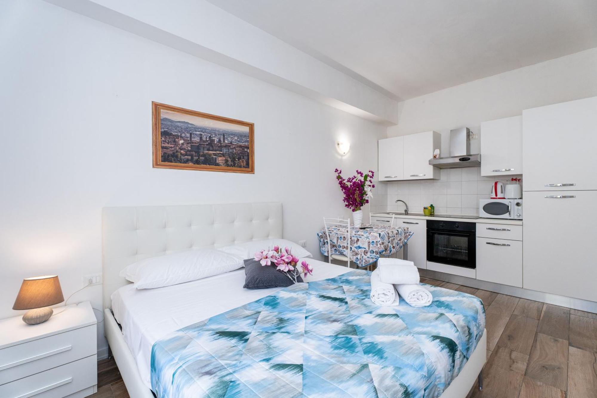 Station'S Apartments 贝尔加莫 外观 照片
