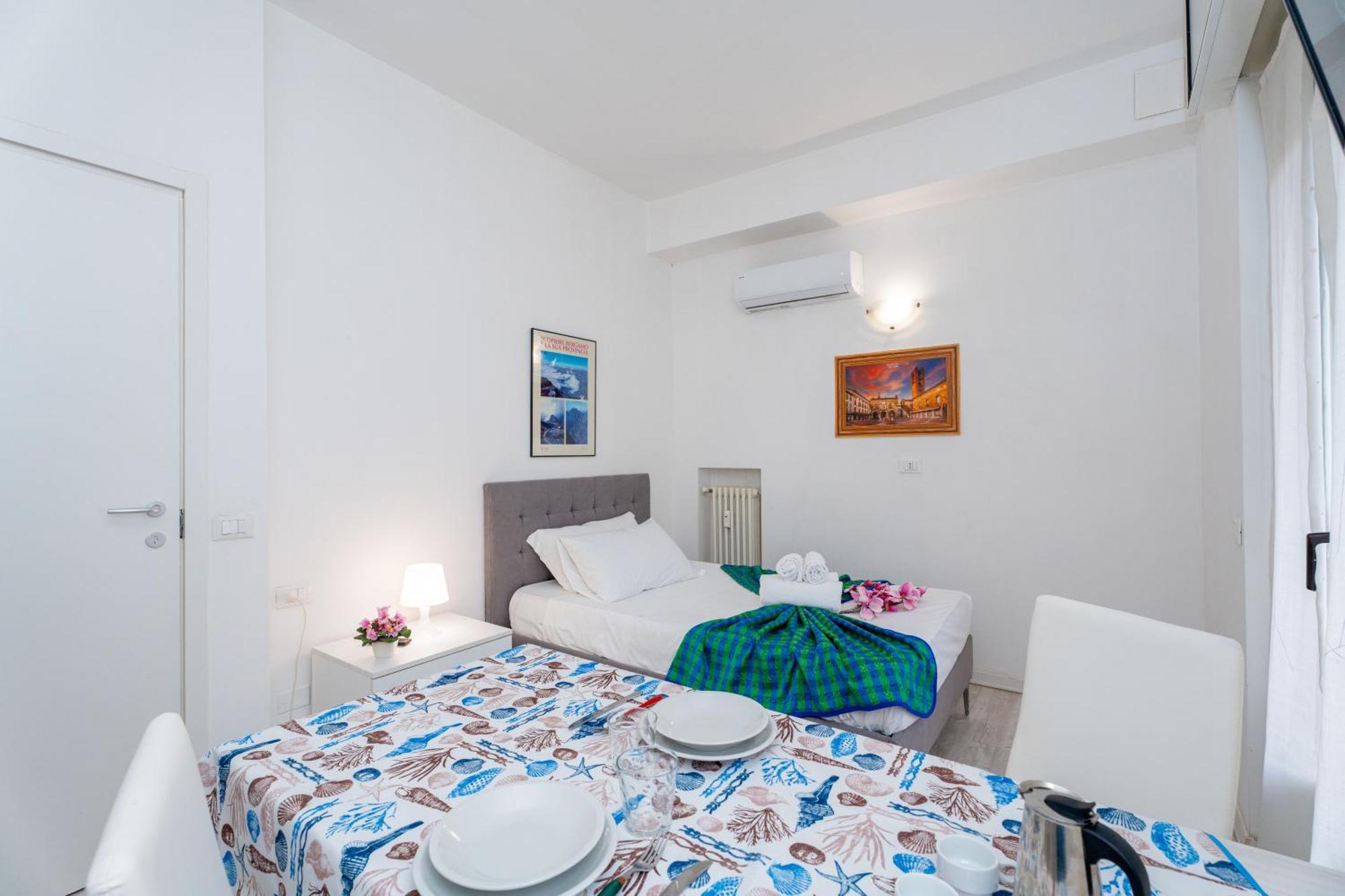 Station'S Apartments 贝尔加莫 外观 照片